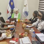 Reunión de profesionales para compartir conocimientos y avanzar en la transformación de los cuidados centrados en la persona